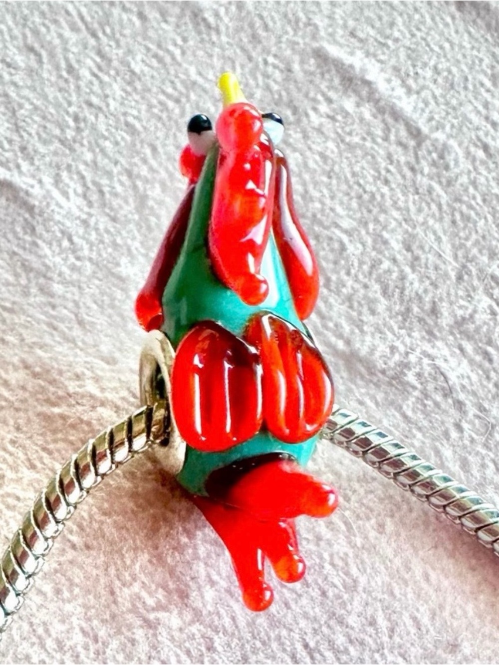 Murano glass Lampwork Rooster charm bead - Picture 2 of 2
